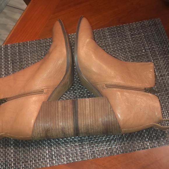 Prwnd Vionic Womens Lyssa tan color Ankle Boots Size Ubuy Algeria sz10 - Picture 9 of 10